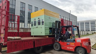 又雙叒發(fā)貨！汽車橡膠減震老客戶超愛的噴膠機(jī)