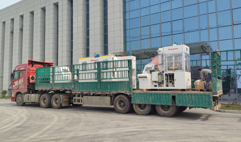 發(fā)貨2臺(tái)！安徽客戶訂的汽車襯套外圓自動(dòng)滾膠機(jī)、內(nèi)孔滾涂機(jī)